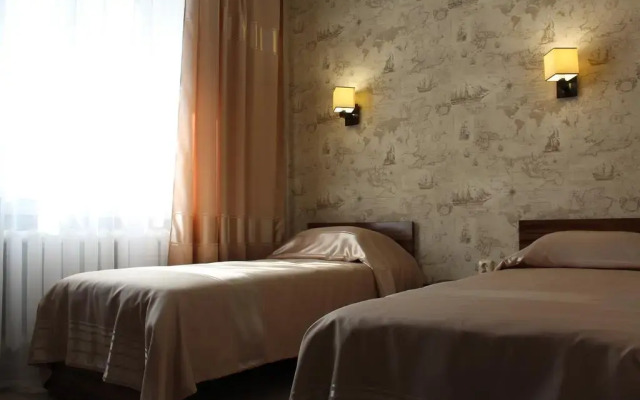 Mini-Hotel 'Azimut-Baikal' комната для гостей