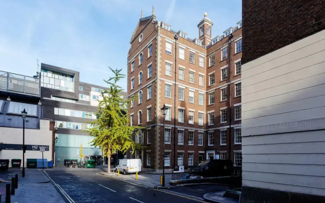 Отель Veeve - The Heart of Soho, 1 Bed near Oxford Street вид на фасад
