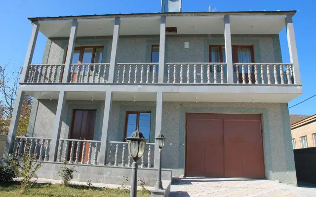 Отель Hayk House 10 in Tzahkadzor вид на фасад