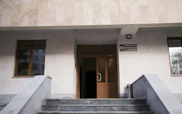 Апартаменты Park Apartments on Mashtots Avenue вид на фасад
