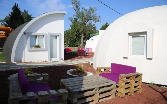 Отель Gino Paradise Spa & Resort вид на фасад