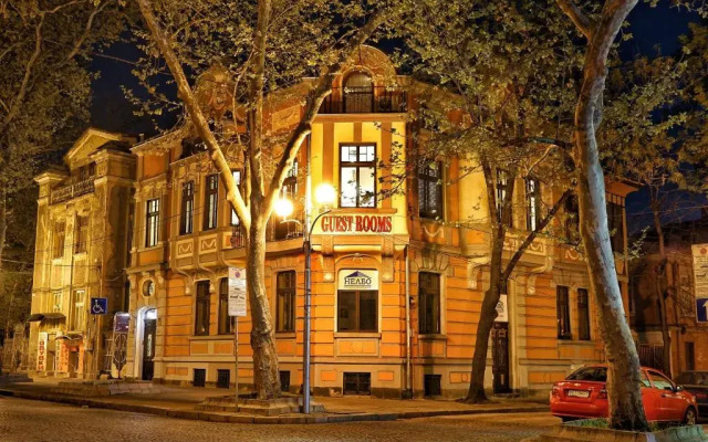 Отель Guest Rooms Plovdiv вид на фасад