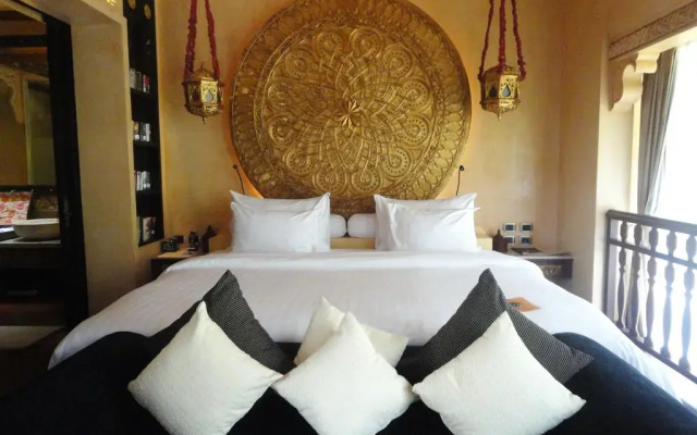 Отель The Baray Villa by Sawasdee Village комната для гостей