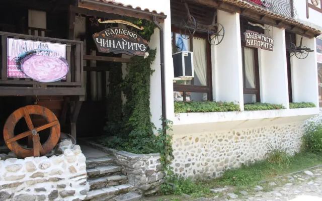 Отель Guest House Chinarite вид на фасад