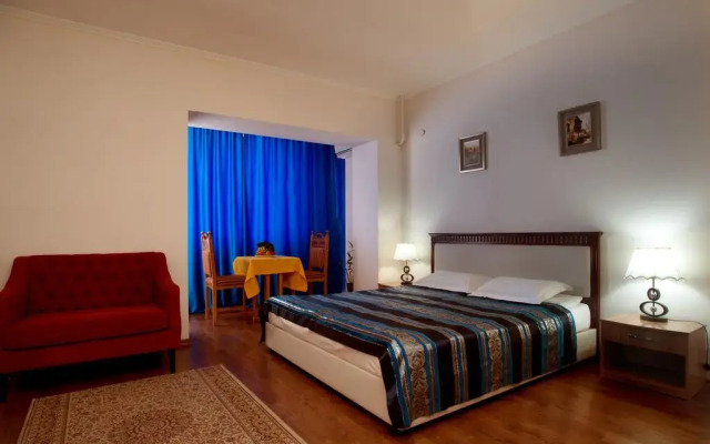 Отель Bed & Breakfast Bishkek Бишкек комната для гостей
