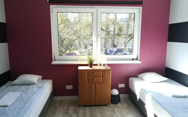 Отель Kartcenter Hostel Польша, Сопот - отзывы, цены и фото номеров - забронировать отель Kartcenter Hostel онлайн комната для гостей