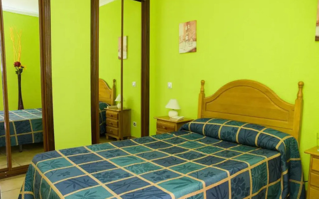 Отель Apartamentos Dana Sol комната для гостей