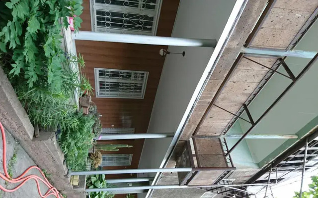 Отель Garden House B&B вид на фасад