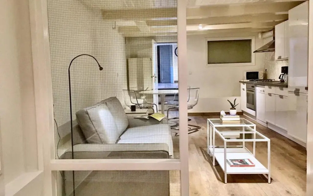 Отель Leidseplein Residence комната для гостей