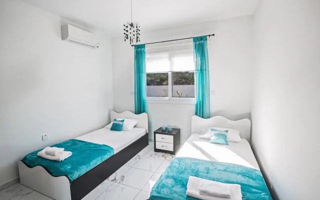 Отель Golden Dream Villa Кипр, Протарас - отзывы, цены и фото номеров - забронировать отель Golden Dream Villa онлайн комната для гостей