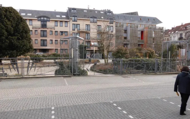 Отель HOUSINGBRUSSELS Брюссель спортивное сооружение