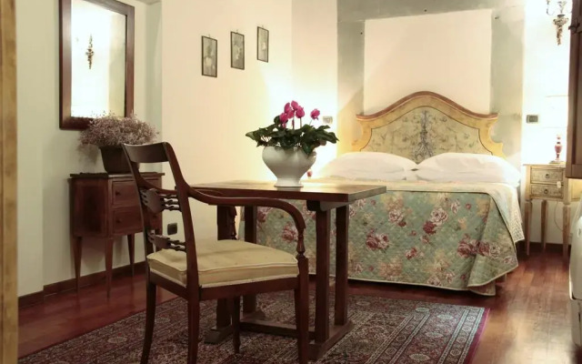 Отель Casa Del Vescovo комната для гостей