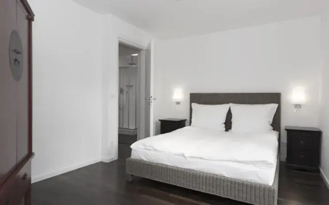 Апартаменты It's Time For Munich Apartments Мюнхен комната для гостей