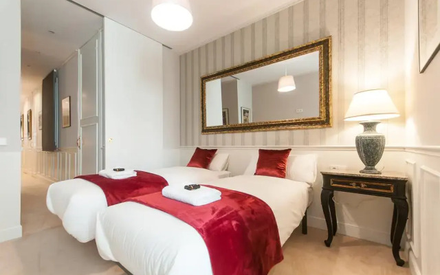 Отель Lovely And Chic Apt Next To Sagrada Familia комната для гостей