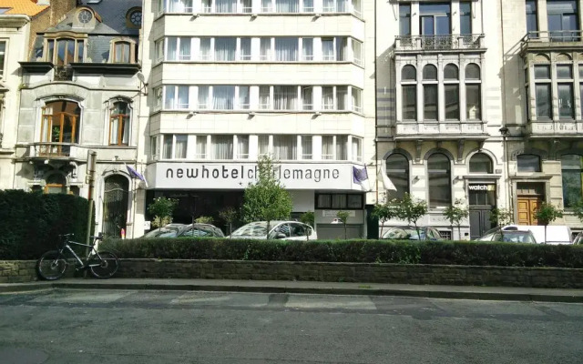 New Hotel Charlemagne вид на фасад