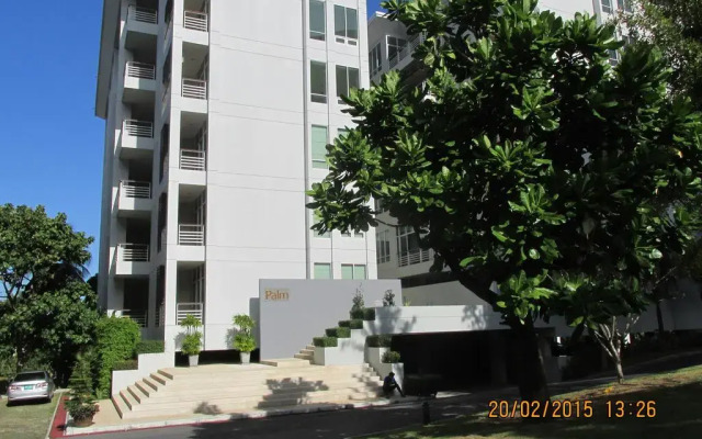 Отель Karon Hill Residence вид на фасад