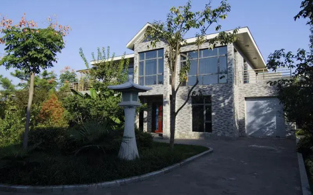 Xian Banpo Lake Hotel вид на фасад