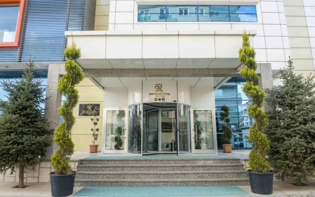 Ozgobek Ronesans Hotel De Luxe вид на фасад
