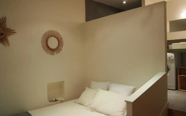 Отель Terrasse Privée du Vieux Lyon Франция, Лион - отзывы, цены и фото номеров - забронировать отель Terrasse Privée du Vieux Lyon онлайн комната для гостей