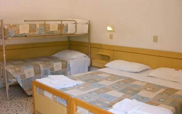 Hotel Italia комната для гостей