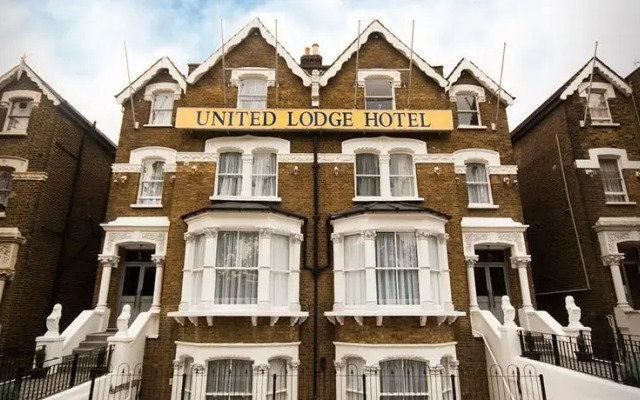 Отель United Lodge Hotel & Apartments Великобритания, Лондон - отзывы, цены и фото номеров - забронировать отель United Lodge Hotel & Apartments онлайн вид на фасад