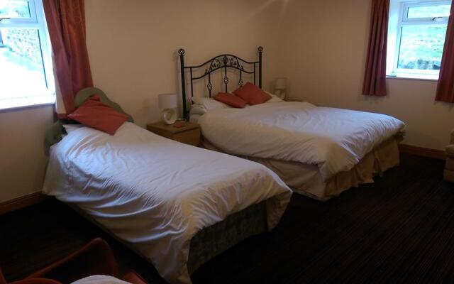 Chevin End Guest House 1