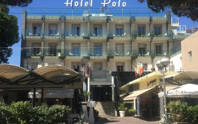 Hotel Polo вид на фасад