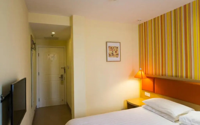 Отель Home Inn Shanghai Pudong Airport Free Trading Area Китай, Шанхай - отзывы, цены и фото номеров - забронировать отель Home Inn Shanghai Pudong Airport Free Trading Area онлайн комната для гостей