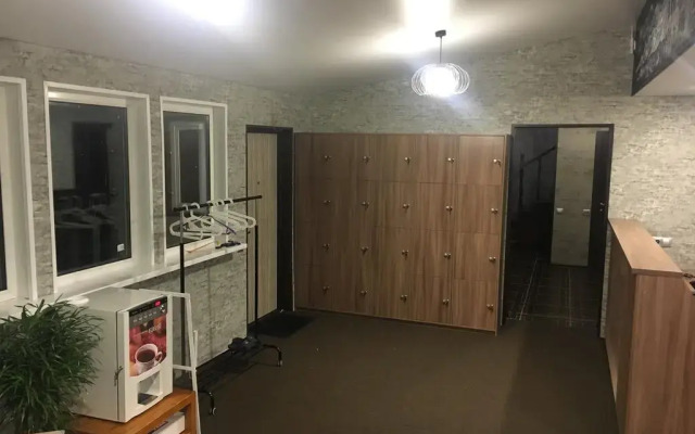 Гостиница Коттедж Елизово вид на фасад
