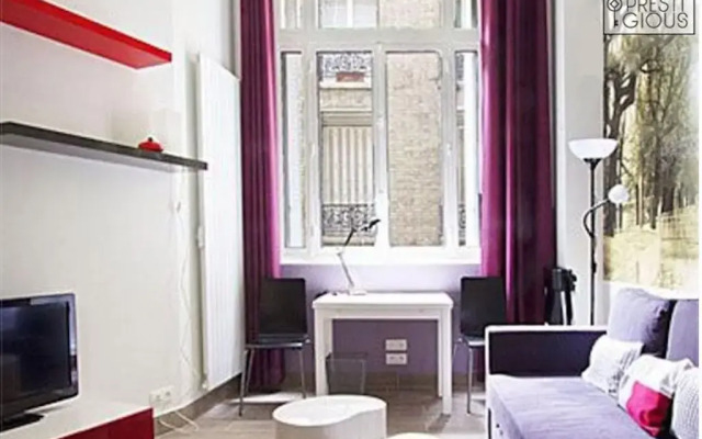 Отель Design & Chic Eiffel Tower Flat комната для гостей