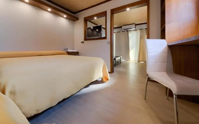 Отель El Caseron de Conil & Spa комната для гостей