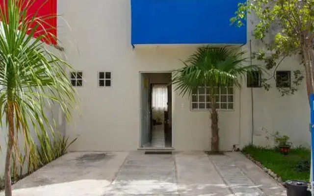 Отель Casa Mosha Мексика, Канкун - отзывы, цены и фото номеров - забронировать отель Casa Mosha онлайн вид на фасад