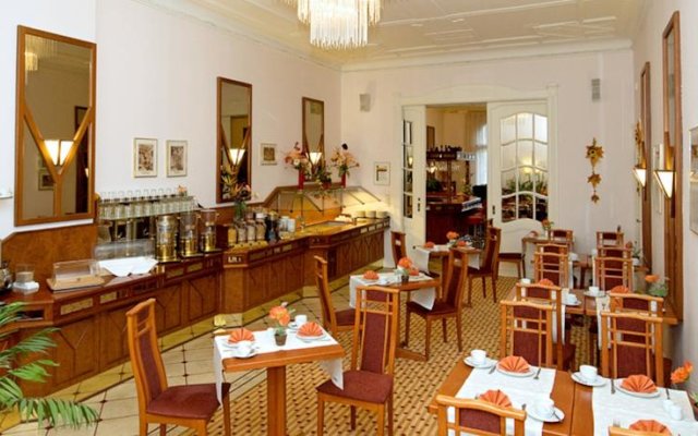 Hotel Schöneberg 0