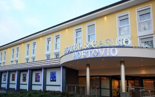 Hotel Poetovio вид на фасад
