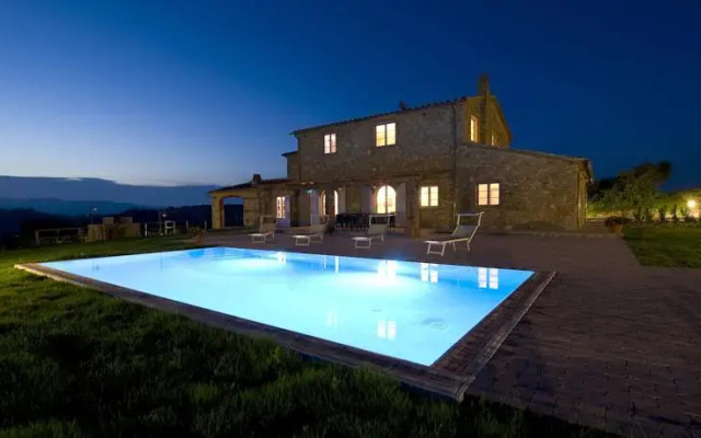 Отель Villa Bacio Кастельнуово-ди-Валь-ди-Чечина вид на фасад
