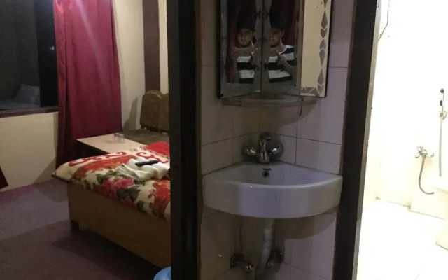 Hotel Babu