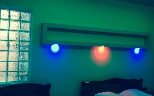 Boston hotel Тирана комната для гостей