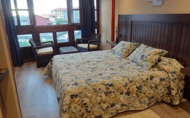 Hotel Puerto Rico комната для гостей