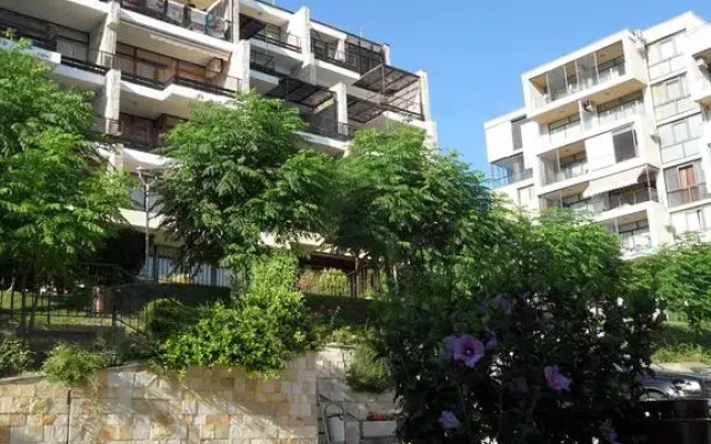 Отель Dolce Vita Penthouse вид на фасад