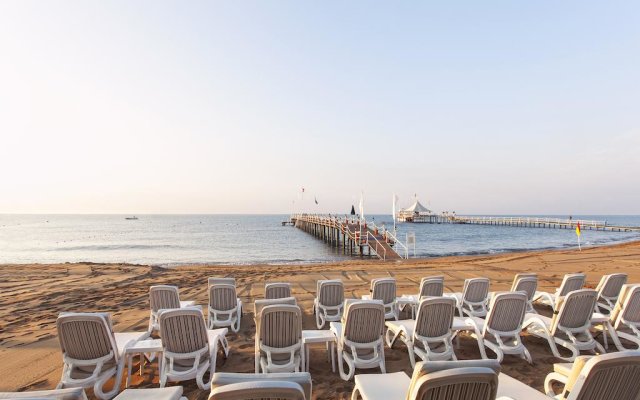 Alva Donna Beach Resort Comfort - All Inclusive 2