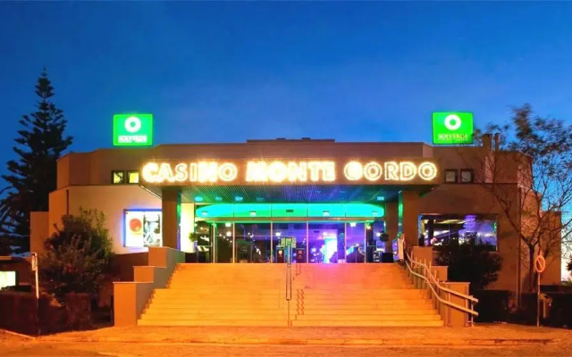 Hotel Apartamento Foz Atlantida вид на фасад