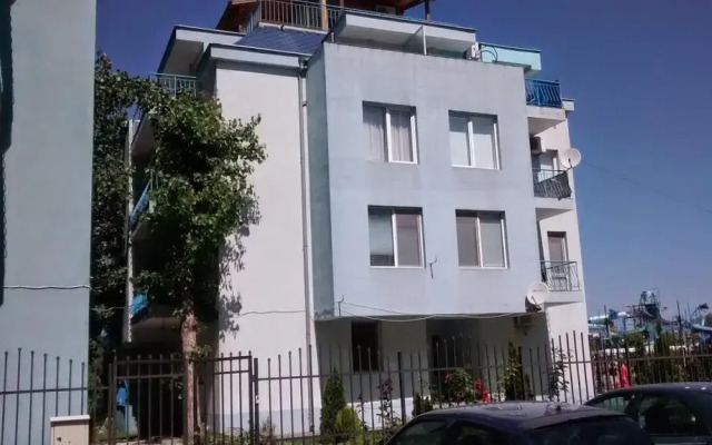 Отель Violet Garden Apart Complex Солнечный берег вид на фасад