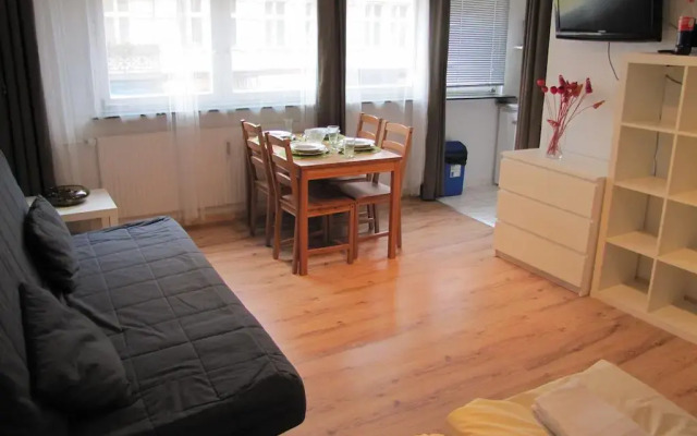 Отель Ferien-zimmer-berlin Wilmersdorfer Straße Берлин комната для гостей