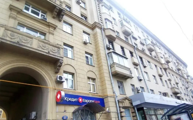 Гостиница Intermark Smolenskaya вид на фасад