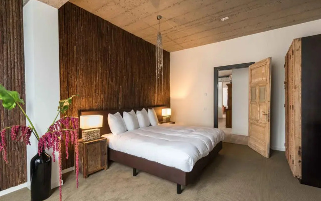 Апартаменты Htel Serviced Apartments Amsterdam комната для гостей