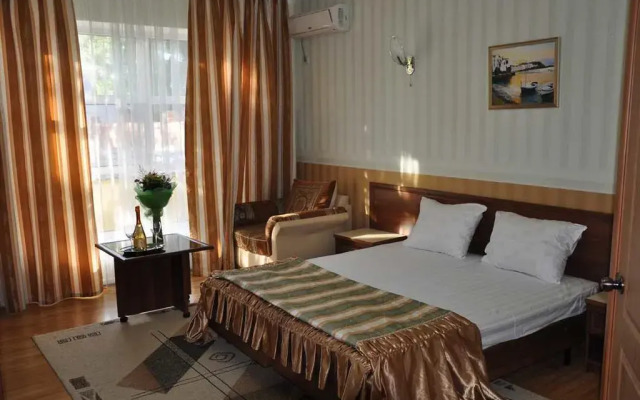 Гостиница Mini Hotel Morskoy Briz в Анапе отзывы, цены и фото номеров - забронировать гостиницу Mini Hotel Morskoy Briz онлайн Анапа комната для гостей