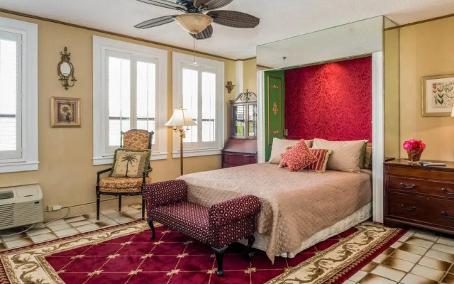 Tropical Blue In Atlantic Boulevard United States Of America From