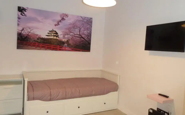 Отель Apartamento Salitre 2 - Lavapies Мадрид комната для гостей