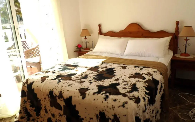 Отель La Zenia Holiday Home Ориуэла комната для гостей