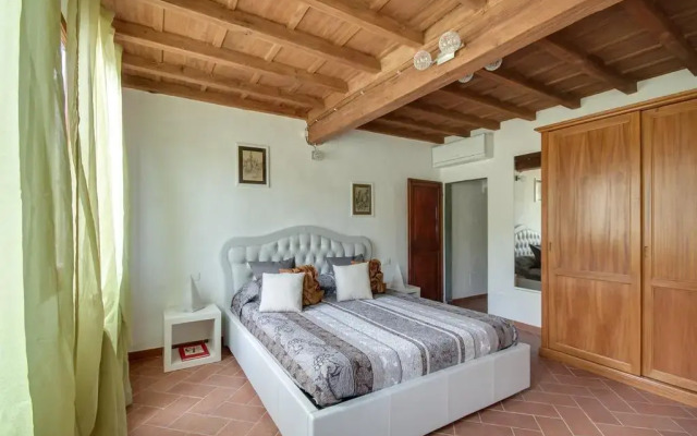 Отель Pilastri 1Bedroom комната для гостей